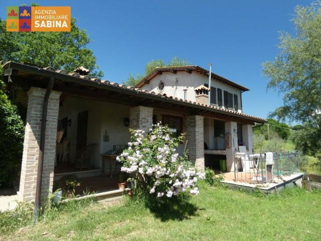 Rustico in vendita a Borgonuovo, Tarano