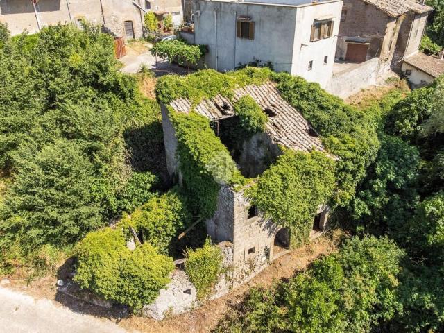 Rustico in vendita a Viterbo, Lazio