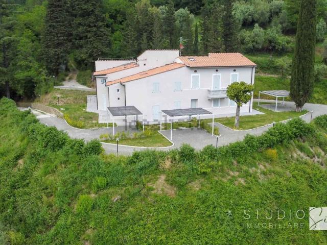 Rustico in vendita a Pontelungo, Pistoia