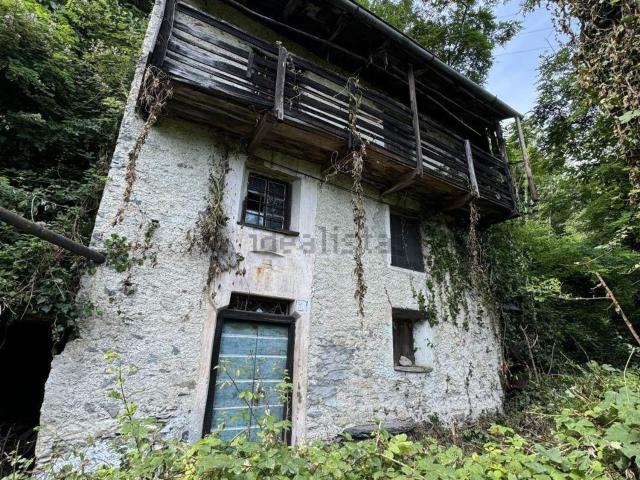 Rustico in vendita a Comunità montana della Valchiavenna, Gordona