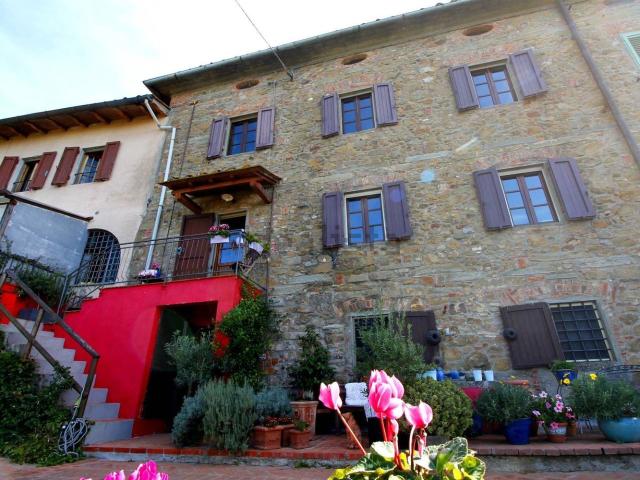 Rustico in vendita a Borgano, Lamporecchio