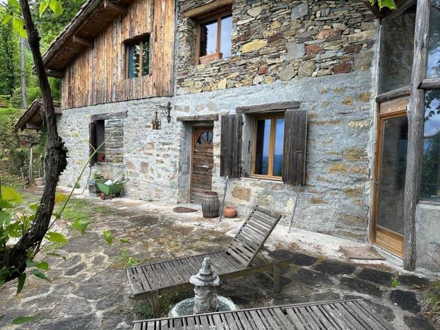 Rustico in vendita a Pigna, Liguria