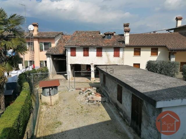 Rustico in vendita a Pieve del Grappa, San Zenone Degli Ezzelini