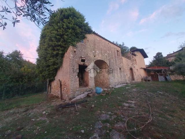 Rustico in vendita a Veroli, Lazio