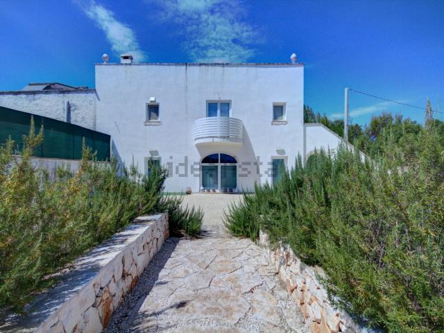 Rustico in vendita a Contrada Badessa, Puglia