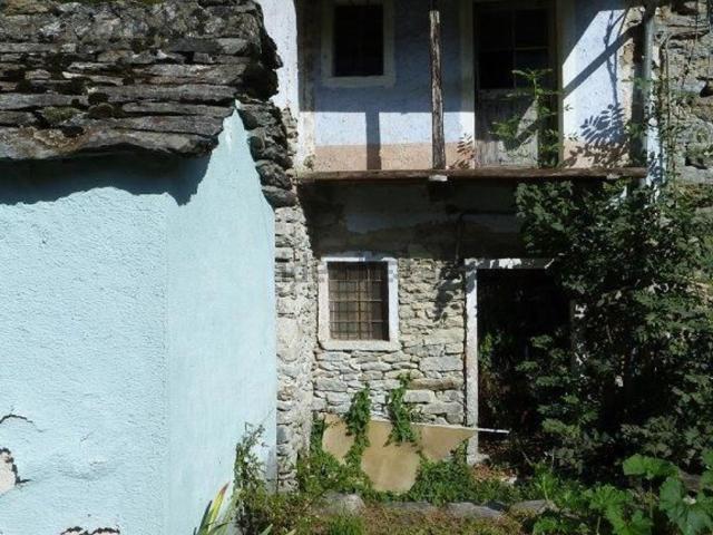 Rustico in vendita a Castello, Piemonte
