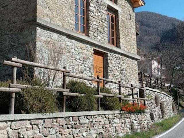 Rustico in vendita a Bellano, Lombardia