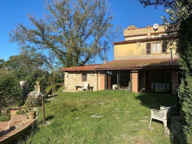 Rustico in vendita a Parrano, Umbria