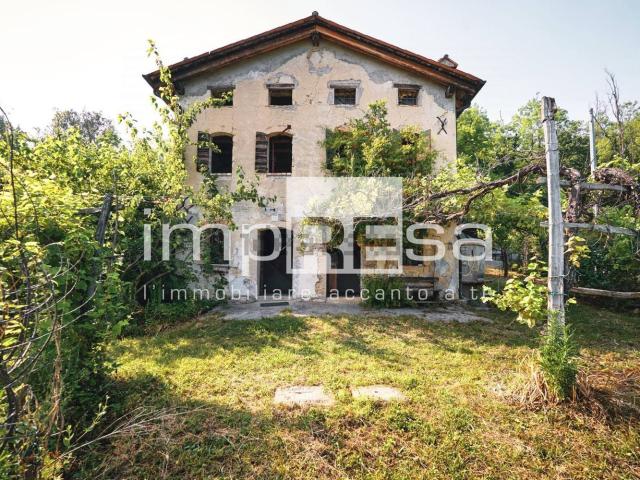 Rustico in vendita a Tarzo, Veneto