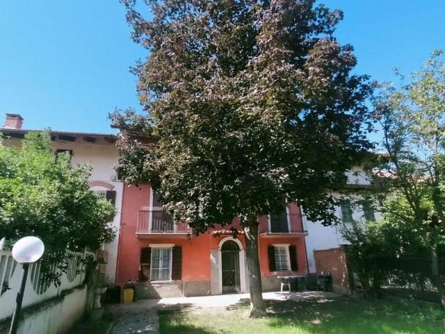 Rustico in vendita a Piemonte, Asti