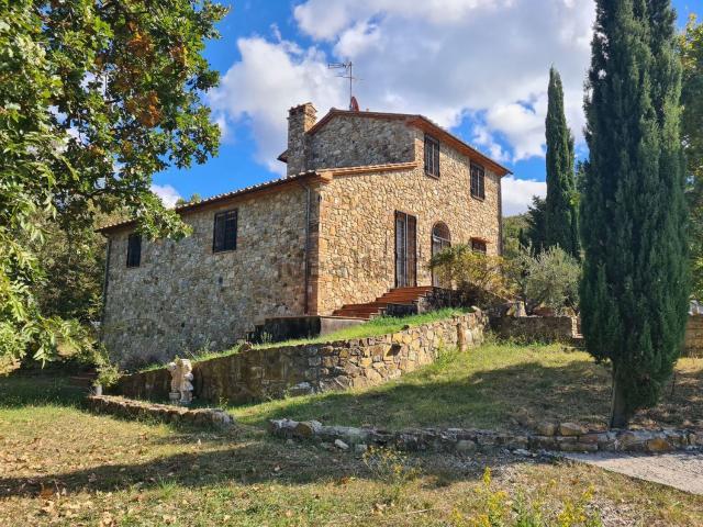 Rustico in vendita a Castellina Marittima, Toscana