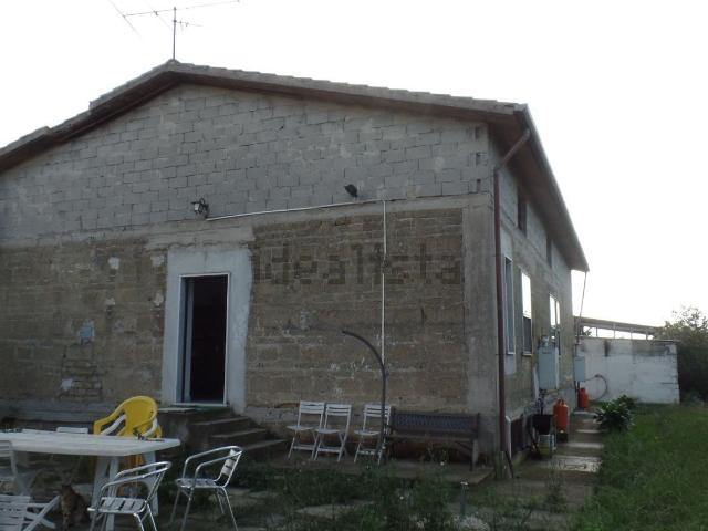 Rustico in vendita a Eboli, Campania