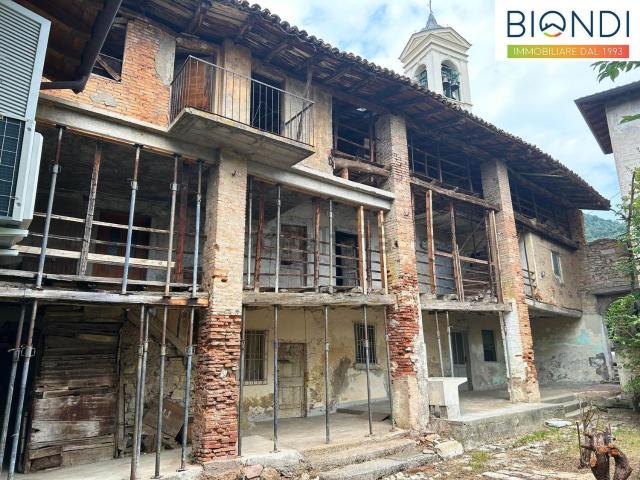 Rustico in vendita a Nembro, Lombardia
