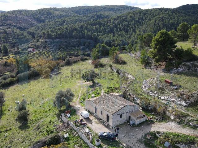 Rustico in vendita a Contrada Canalazzo, Monterosso Almo
