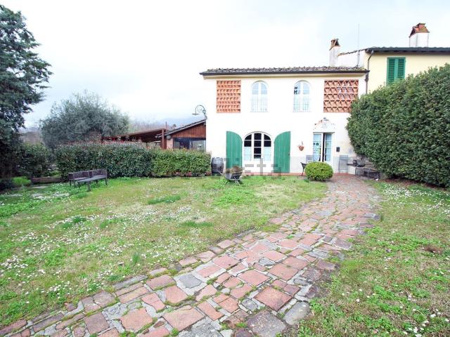 Rustico in vendita a Camigliano, Capannori