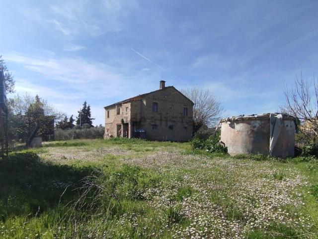 Rustico in vendita a Marche, Macerata