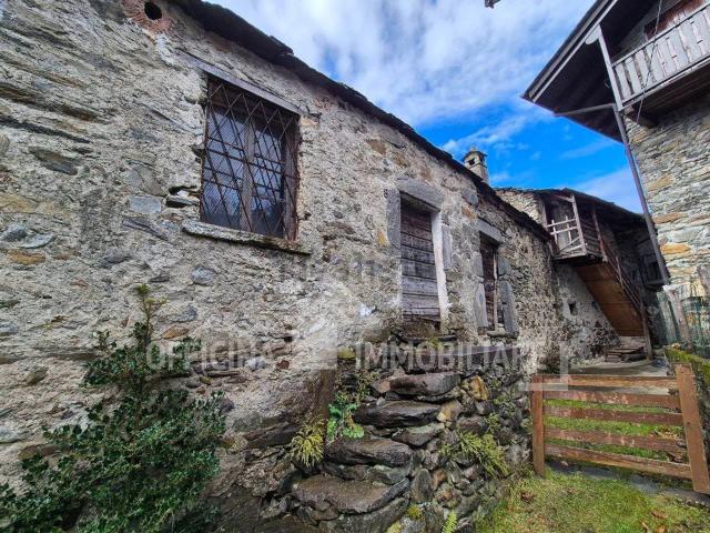 Rustico in vendita a Morbegno, Lombardia