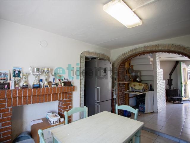 Rustico in vendita a Gropparello, Reggio Emilia