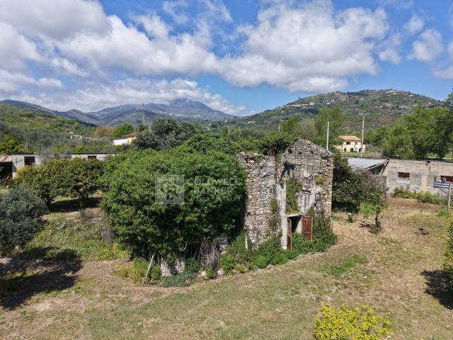 Rustico in vendita a Casal Velino Marina, Campania