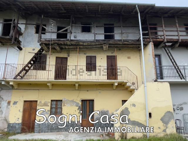 Rustico in vendita a Le Fornaci, Piemonte