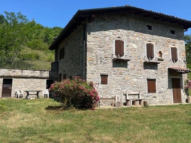 Rustico in vendita a Unione dell'Appennino Bolognese, Castel D'aiano