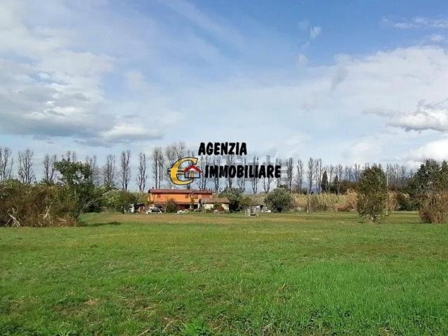 Rustico in vendita a località Bucine, Camaiore