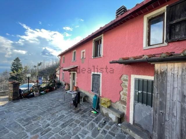Rustico in vendita a Marliana, Toscana