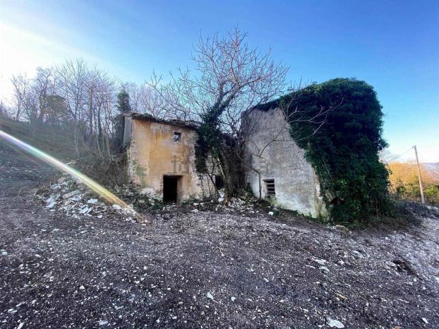Rustico in vendita a Marche, Macerata