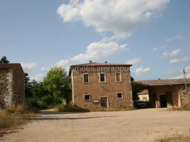 Rustico in vendita a Rapolano Terme, Siena