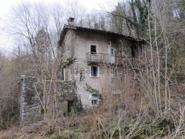 Rustico in vendita a Comunità Montana della Valle Brembana, Bracca