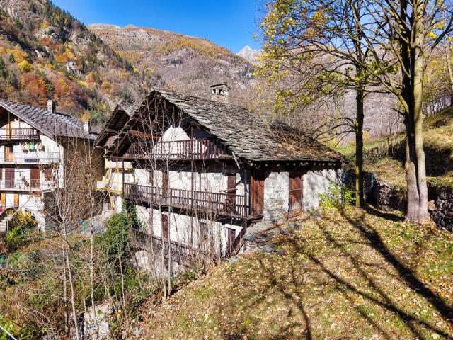 Rustico in vendita a Issime, Aosta