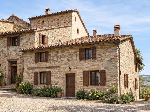 Rustico in vendita a Serravalle, Varano de' Melegari