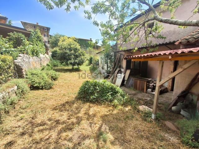 Rustico in vendita a Rubiana, Caprino Veronese