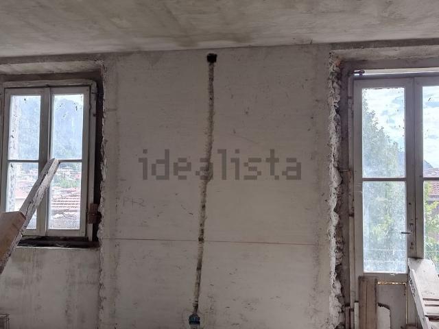 Rustico in vendita a Foppenico, Calolziocorte