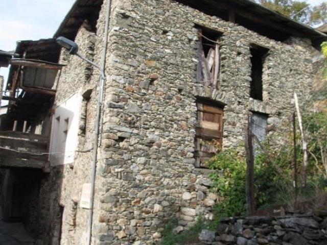 Rustico in vendita a Teglio, Lombardia