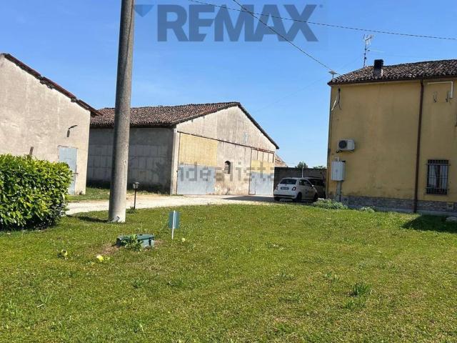 Rustico in vendita a Asola, Mantova