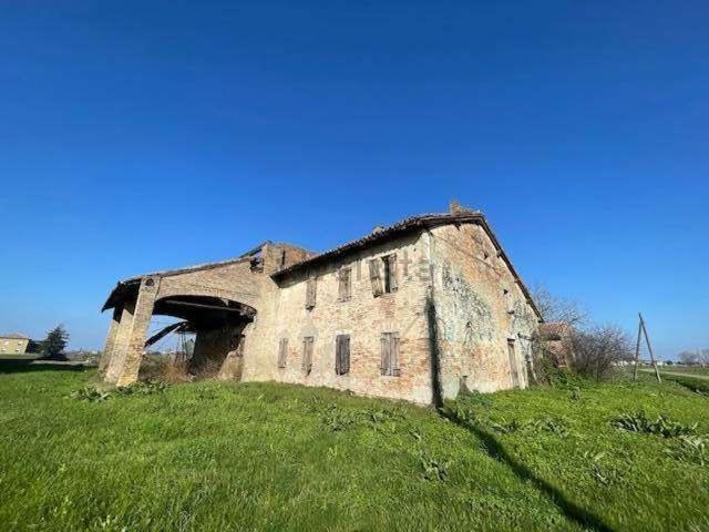 Rustico in vendita a Soragna, Reggio Emilia