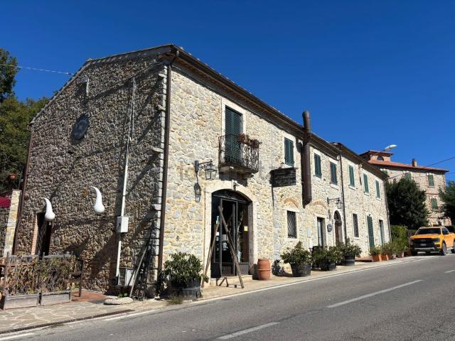 Rustico in vendita a Unione di Comuni Montani Colline del Fiora, Manciano