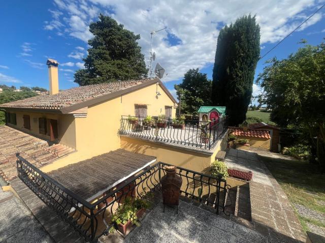 Rustico in vendita a Marche, Pesaro E Urbino