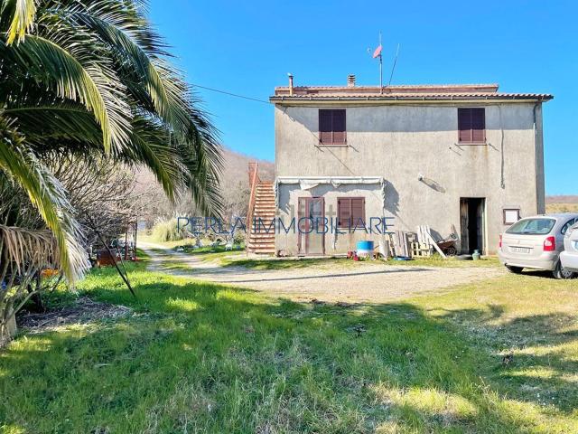 Rustico in vendita a Unione di Comuni Montani Colline del Fiora, Manciano