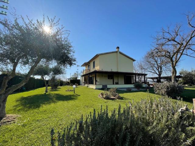 Rustico in vendita a Unione di Comuni Montani Colline del Fiora, Manciano
