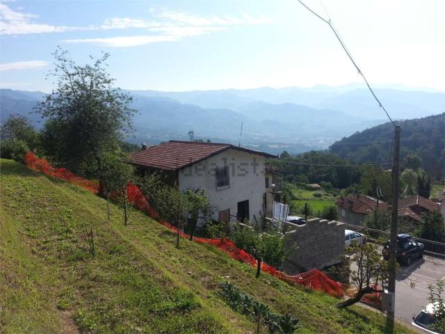 Rustico in vendita a Unione Comuni Garfagnana, Camporgiano