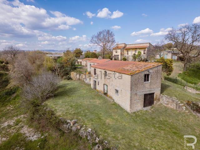 Rustico in vendita a Unione di Comuni Montani Colline del Fiora, Pitigliano