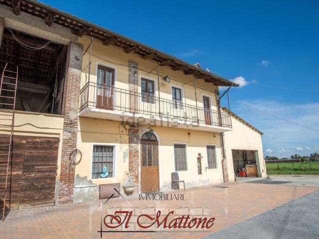 Rustico in vendita a Cascina Dentis, Piemonte