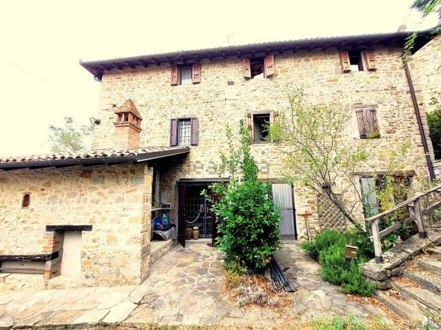 Rustico in vendita a Unione dell'Appennino Bolognese, Monzuno