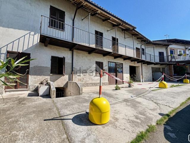 Rustico in vendita a Piemonte, Asti