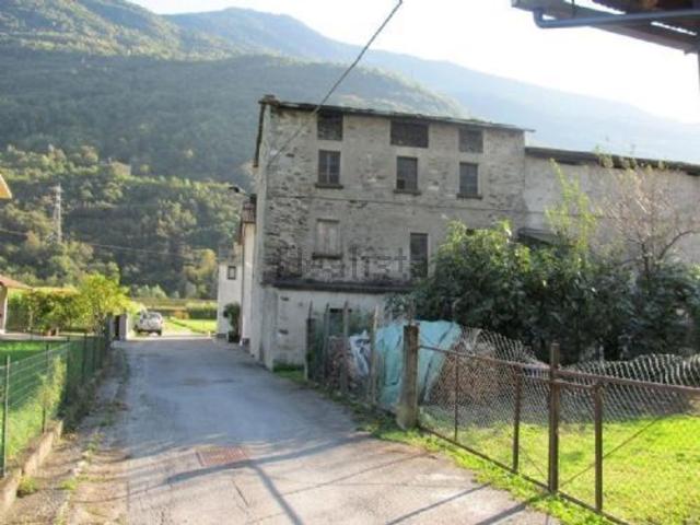 Rustico in vendita a Buglio In Monte, Lombardia