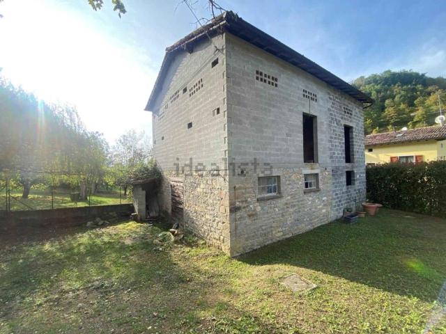 Rustico in vendita a Costaborga, Vetto