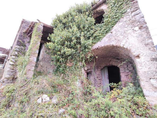 Rustico in vendita a Solopaca, Benevento