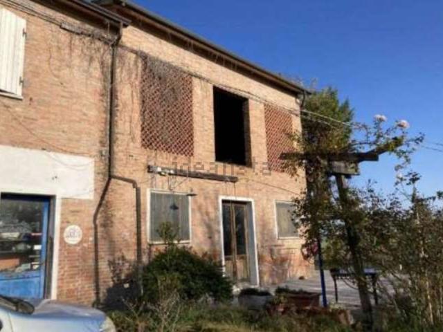 Rustico in vendita a Argenta, Reggio Emilia